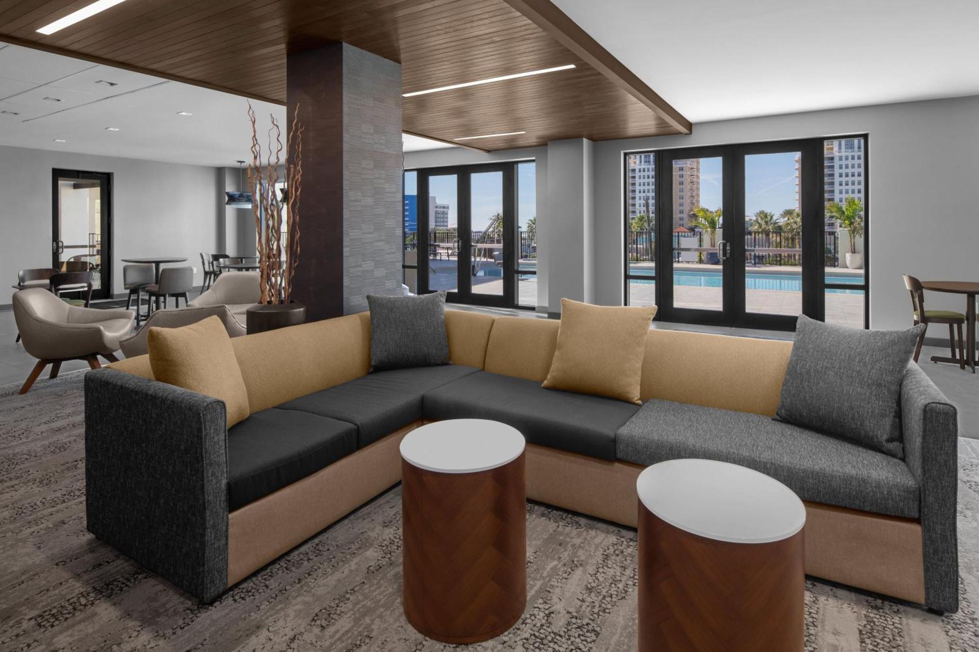 Courtyard By Marriott クリアウォーター・ビーチ エクステリア 写真